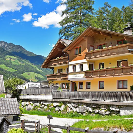 Alpenchalet Niederkofler***